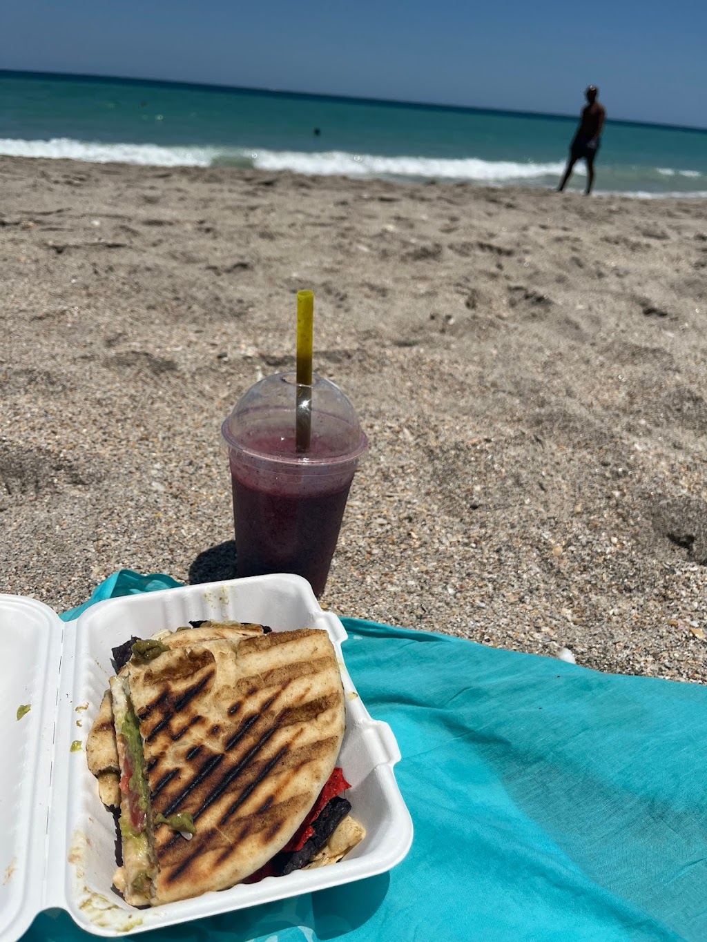 Crepe2Go | restaurant | 600 N Surf Rd, Hollywood, FL 33019, USA | 9548425294 OR +1 954-842-5294