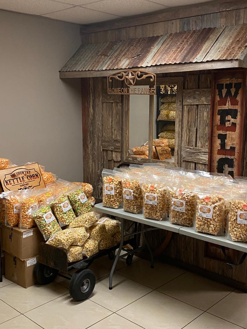 Big Country Kettle Corn Company | meal takeaway | 315 N Arroyo Blvd #1, Los Fresnos, TX 78566, USA | 9563716453 OR +1 956-371-6453