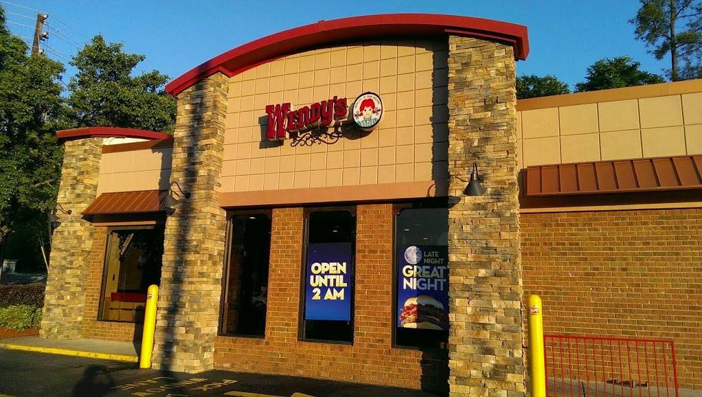Wendys | restaurant | 100 Scarlett Dr, Chapel Hill, NC 27517, USA | 9199678624 OR +1 919-967-8624