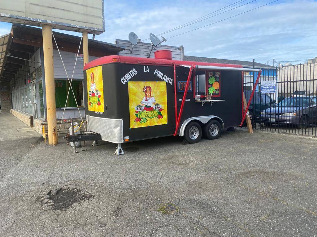 Cemitas la Poblanita | restaurant | 9654 17th Ave SW, Seattle, WA 98106, USA | 2062949762 OR +1 206-294-9762