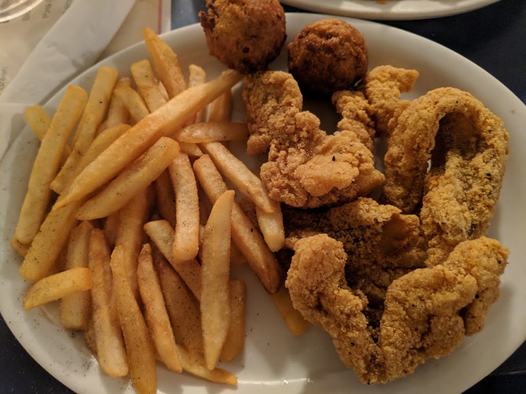 Sea & Sirlion | restaurant | 6454 LA-9, Campti, LA 71411, USA | 3188752229 OR +1 318-875-2229