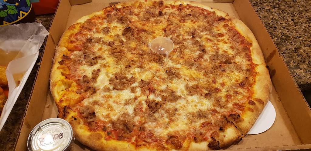 Junior’s Pizza Plus | restaurant | 13212 E Colonial Dr, Orlando, FL 32826, USA | 4073800770 OR +1 407-380-0770