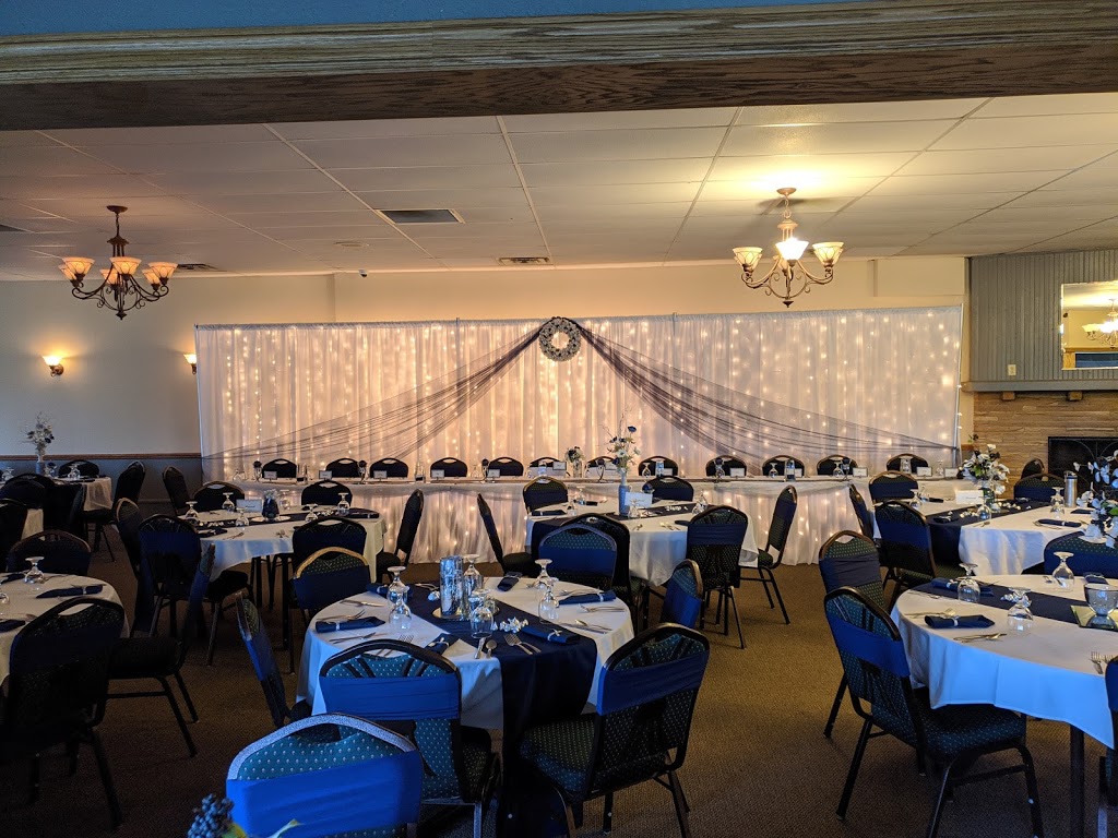 Waverly Golf & Country Club | restaurant | 705 8th St SW, Waverly, IA 50677, USA | 3193523855 OR +1 319-352-3855