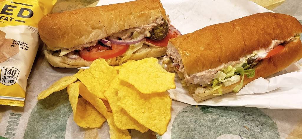 Subway Restaurants | restaurant | 131 S Main St, Alpharetta, GA 30004, USA | 7707401924 OR +1 770-740-1924