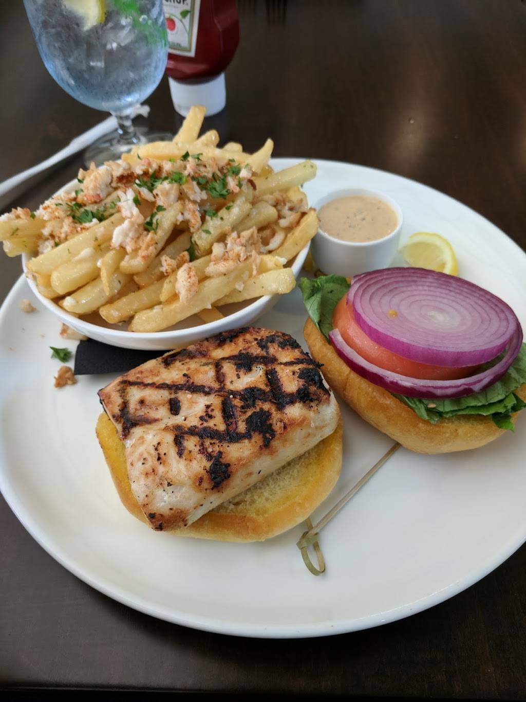 Sea Grapes Restaurant | restaurant | 1665 North State Route A1A, Indialantic, FL 32903, USA | 3217234222 OR +1 321-723-4222