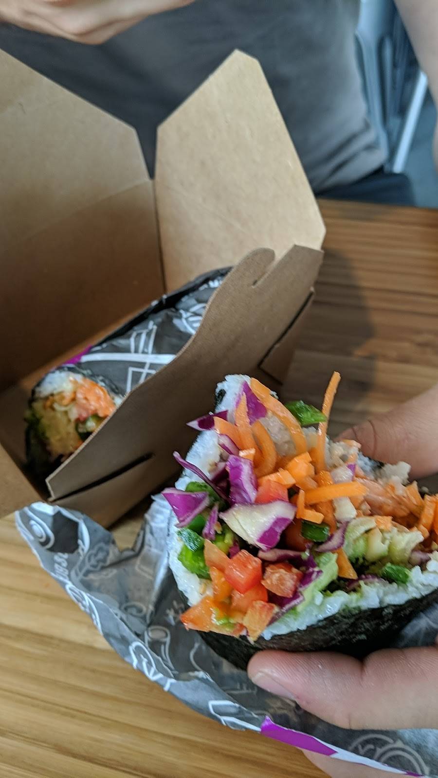 SU&BU | restaurant | 17600 Yonge St, Newmarket, ON L3Y 4Z1, Canada | 9052357988 OR +1 905-235-7988