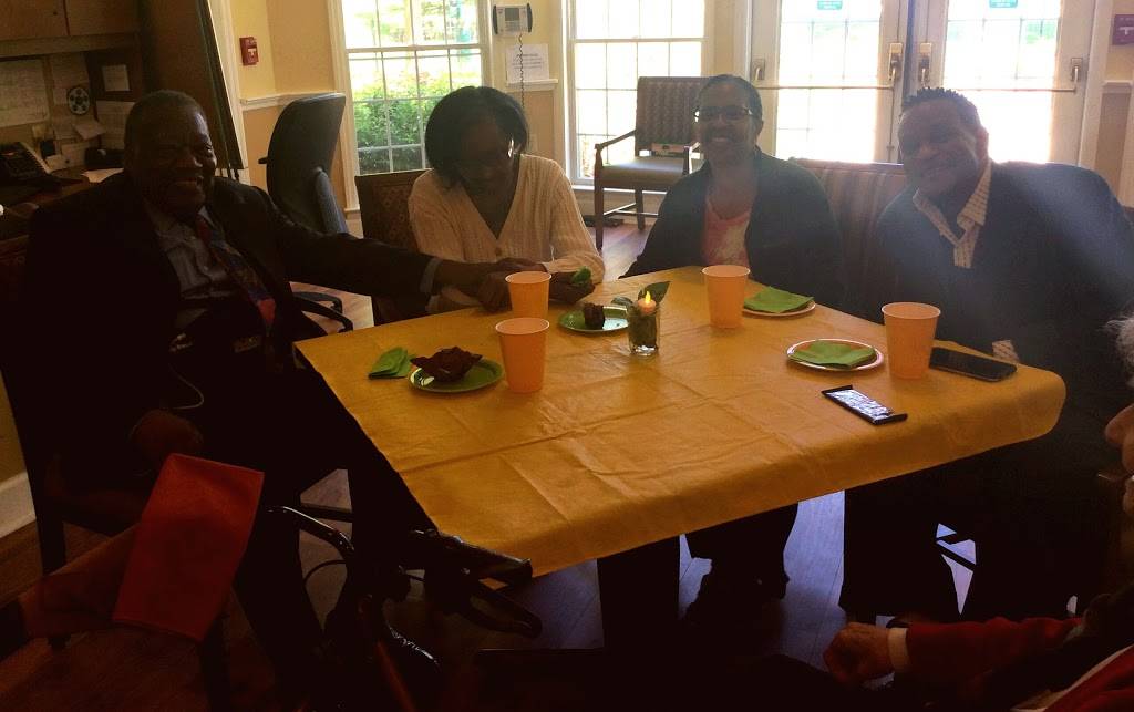 Davison Coney Island | restaurant | 13631 W Nine Mile Rd, Oak Park, MI 48237, USA | 2485484768 OR +1 248-548-4768