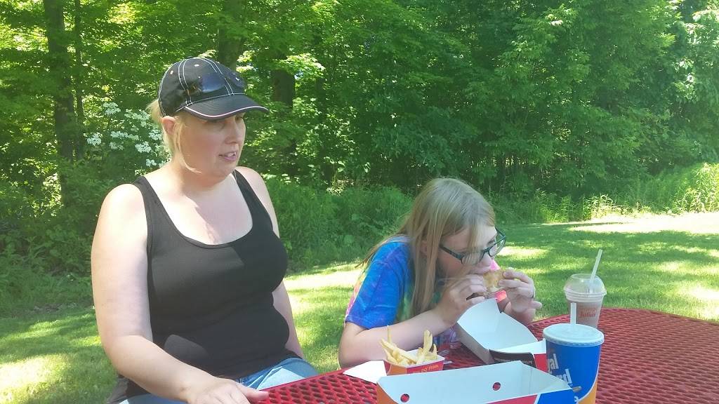 Dairy Queen | restaurant | 4441 PA-8 S, Titusville, PA 16354, USA | 8148279124 OR +1 814-827-9124