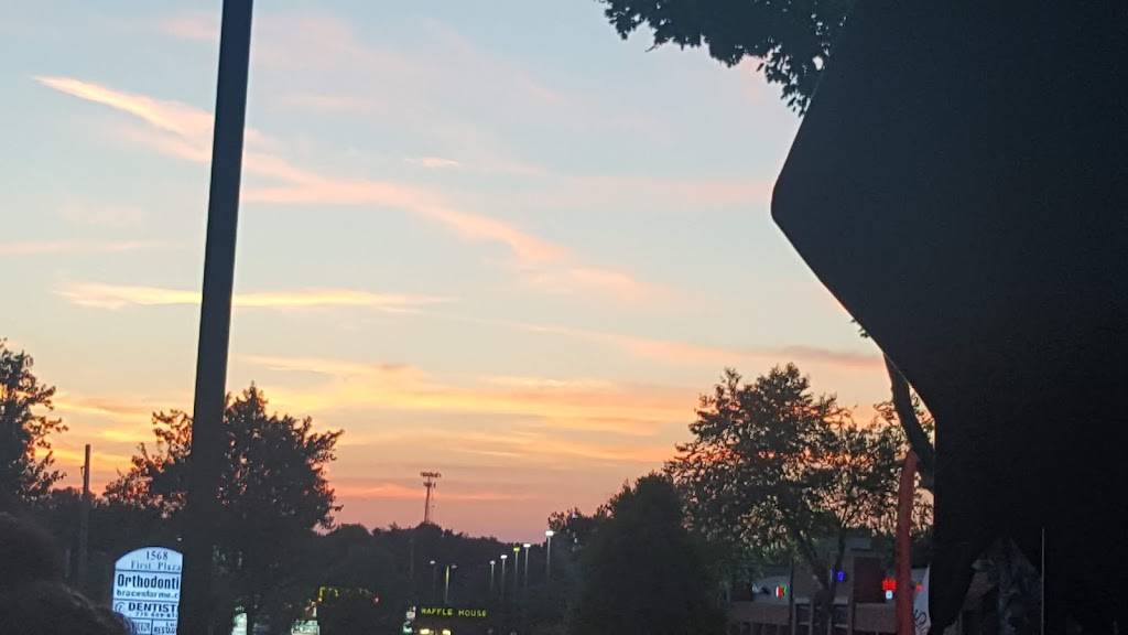 Starbucks | cafe | 1528 Indian Trail Lilburn Rd NW, Norcross, GA 30093, USA | 6789243738 OR +1 678-924-3738