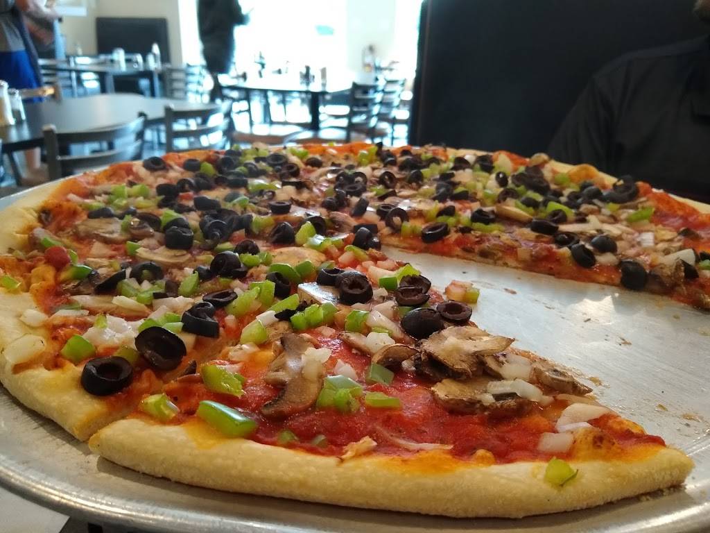 Lazzari’s | restaurant | 4701 Old Cheney Rd, Lincoln, NE 68516, USA | 4024230234 OR +1 402-423-0234