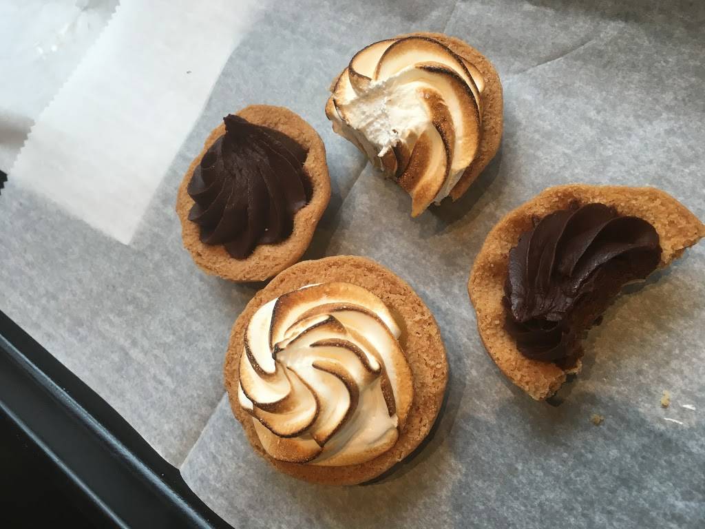 The Happy Tart Falls Church | restaurant | 410 S Maple Ave #110, Falls Church, VA 22046, USA | 5713958280 OR +1 571-395-8280