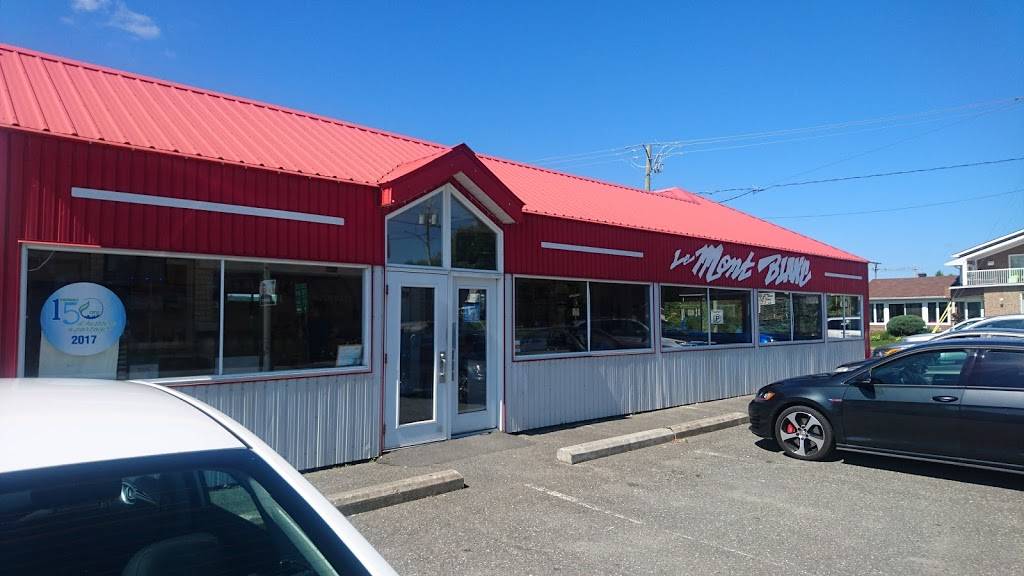 Le Mont Blanc | restaurant | 735 Avenue Champlain, Disraeli, QC G0N 1E0, Canada | 4184431206 OR +1 418-443-1206