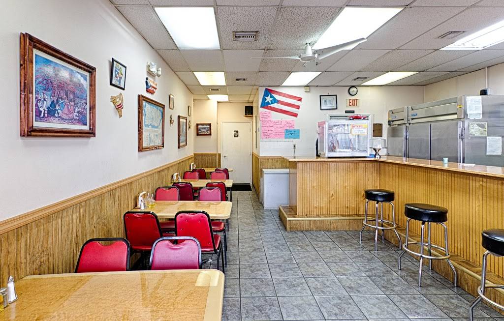 Victorias Borinquen Cafe | restaurant | 27855 S Dixie Hwy, Homestead, FL 33032, USA | 3052488860 OR +1 305-248-8860
