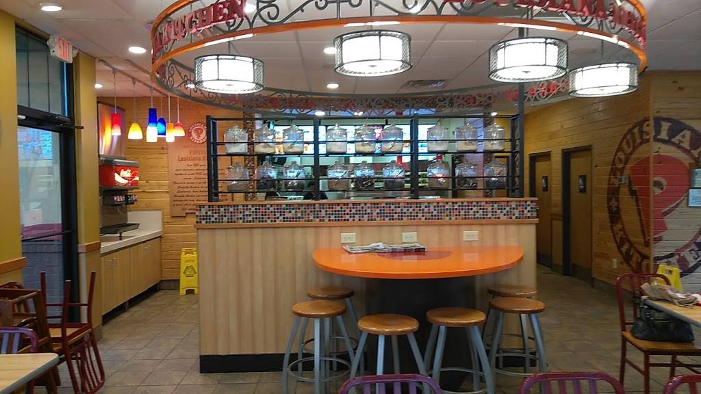 Popeyes Louisiana Kitchen | restaurant | 2832 Augusta Rd, West Columbia, SC 29170, USA | 8037963825 OR +1 803-796-3825