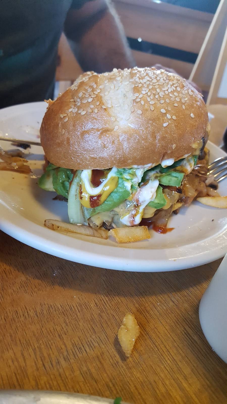 Mama Bears Pizza | restaurant | km 11.5 Carr. La Bufadora, Punta Banda, 22794 Ensenada, B.C., Mexico | 016461542367 OR +52 646 154 2367