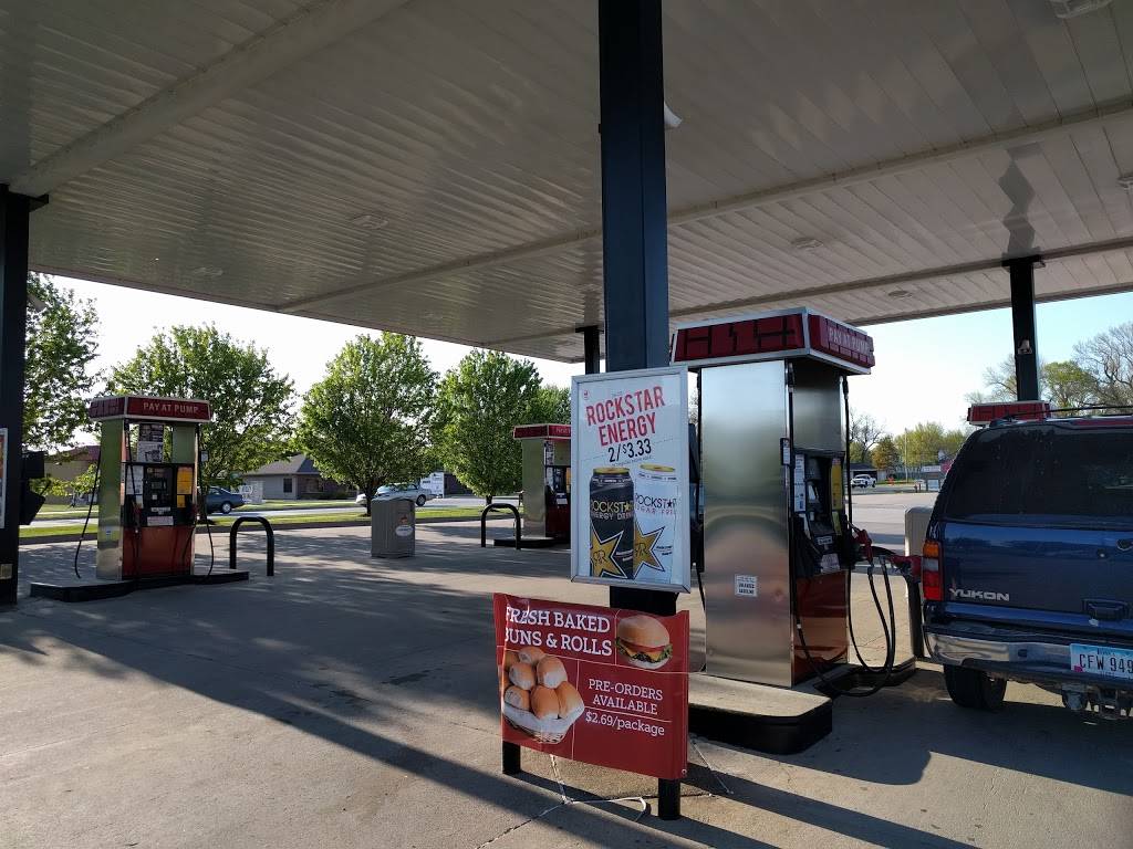 Caseys | meal takeaway | 104 N Hwy 69, Huxley, IA 50124, USA | 5155973444 OR +1 515-597-3444