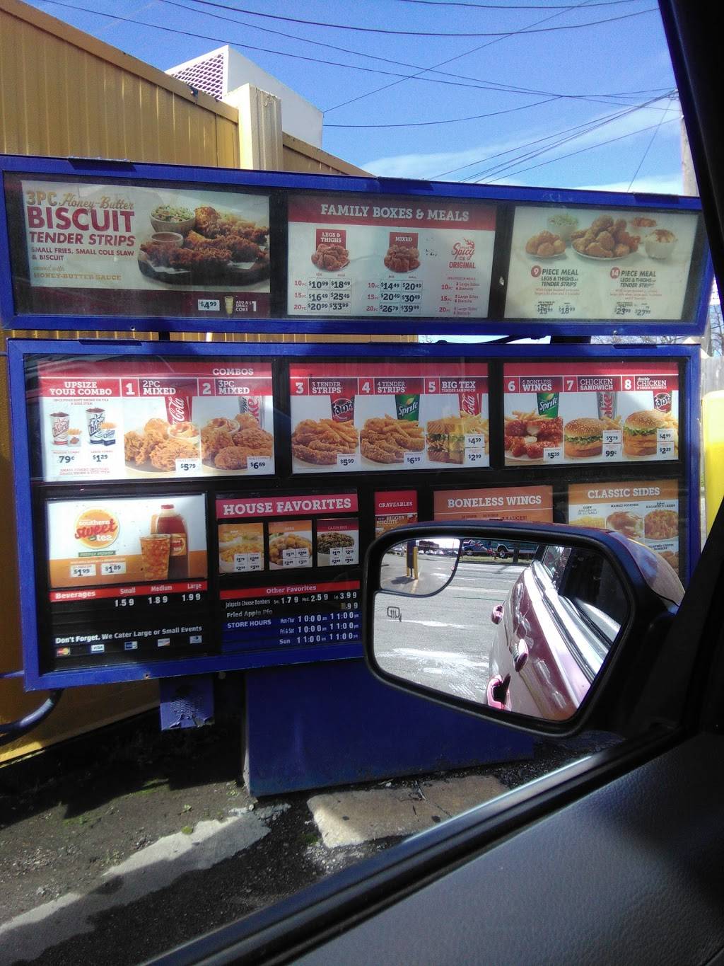 Churchs Chicken | restaurant | 3052 Jefferson Ave SW, Birmingham, AL 35211, USA | 2059252822 OR +1 205-925-2822