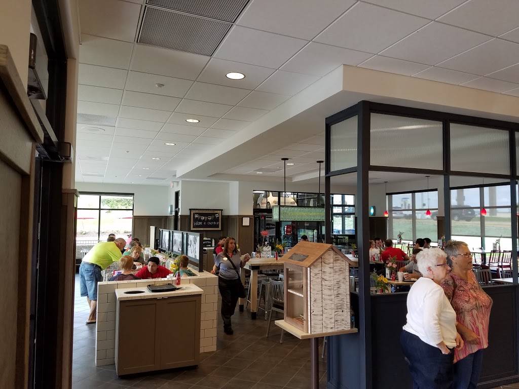 Chick-fil-A | restaurant | 3500 Dodge St, Dubuque, IA 52003, USA | 5635560423 OR +1 563-556-0423