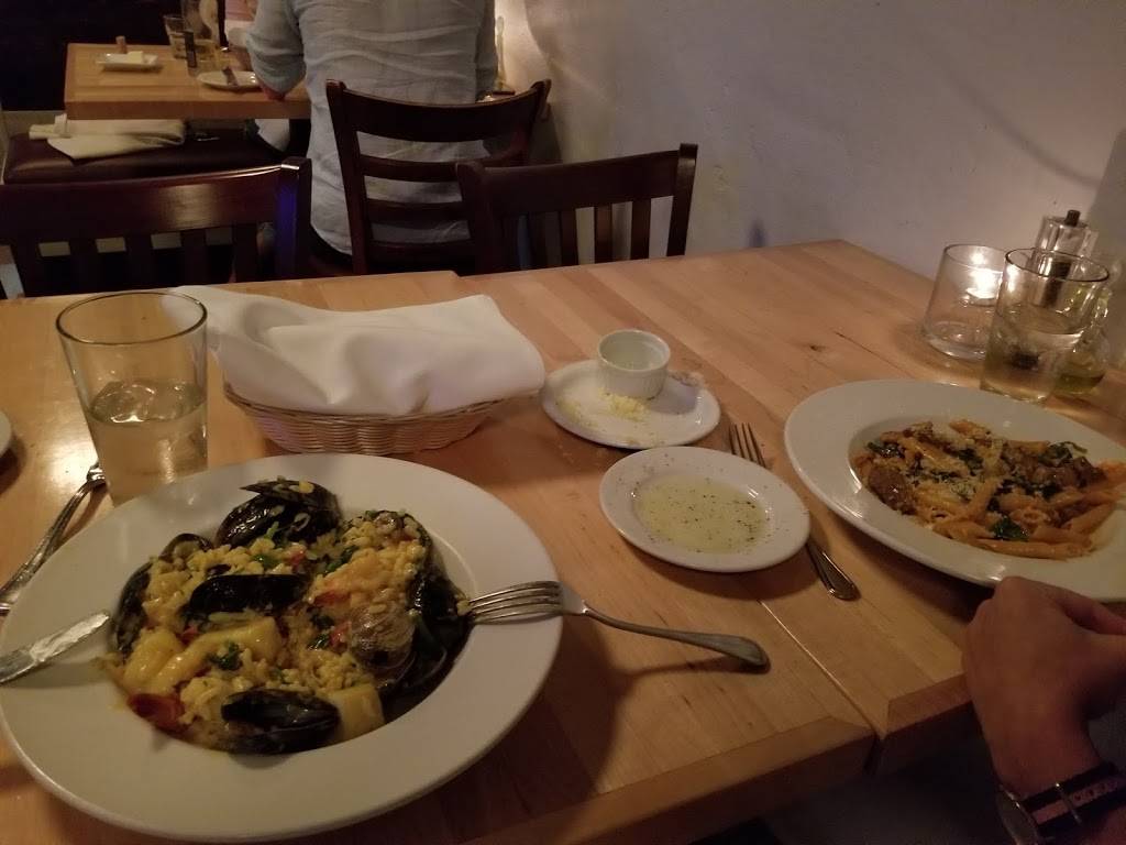 Fonzs Restaurant | restaurant | 1017 Manhattan Ave, Manhattan Beach, CA 90266, USA | 3103761536 OR +1 310-376-1536