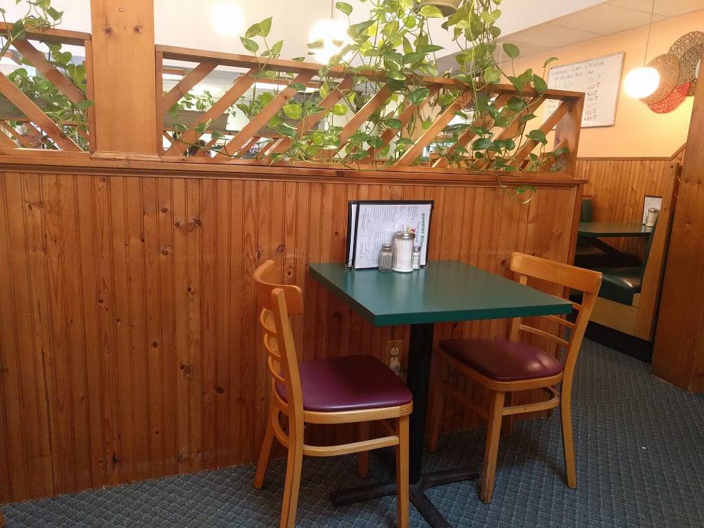 The Country Kitchen | restaurant | 18 Hampshire St, Methuen, MA 01844, USA | 9786879632 OR +1 978-687-9632