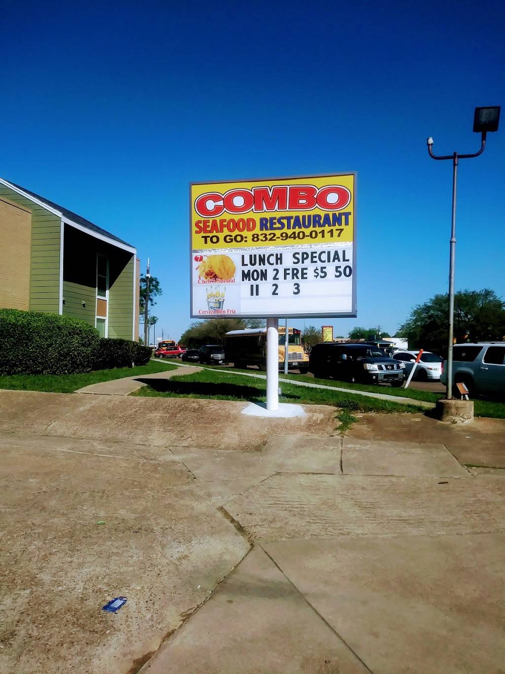 COMBO SEAFOOD RESTAURANT | restaurant | 1408, 95 E Edgebrook Dr, Houston, TX 77034, USA | 8329400117 OR +1 832-940-0117