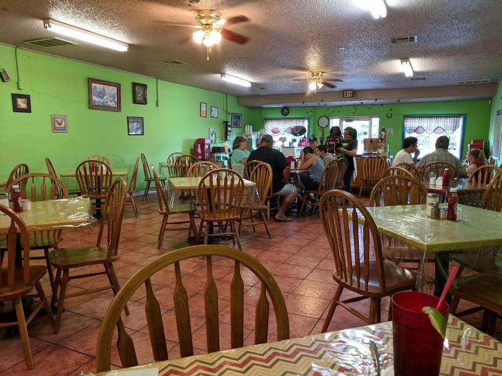 Lucys Kitchen | restaurant | 106 Depot St, Elgin, TX 78621, USA | 5122859975 OR +1 512-285-9975