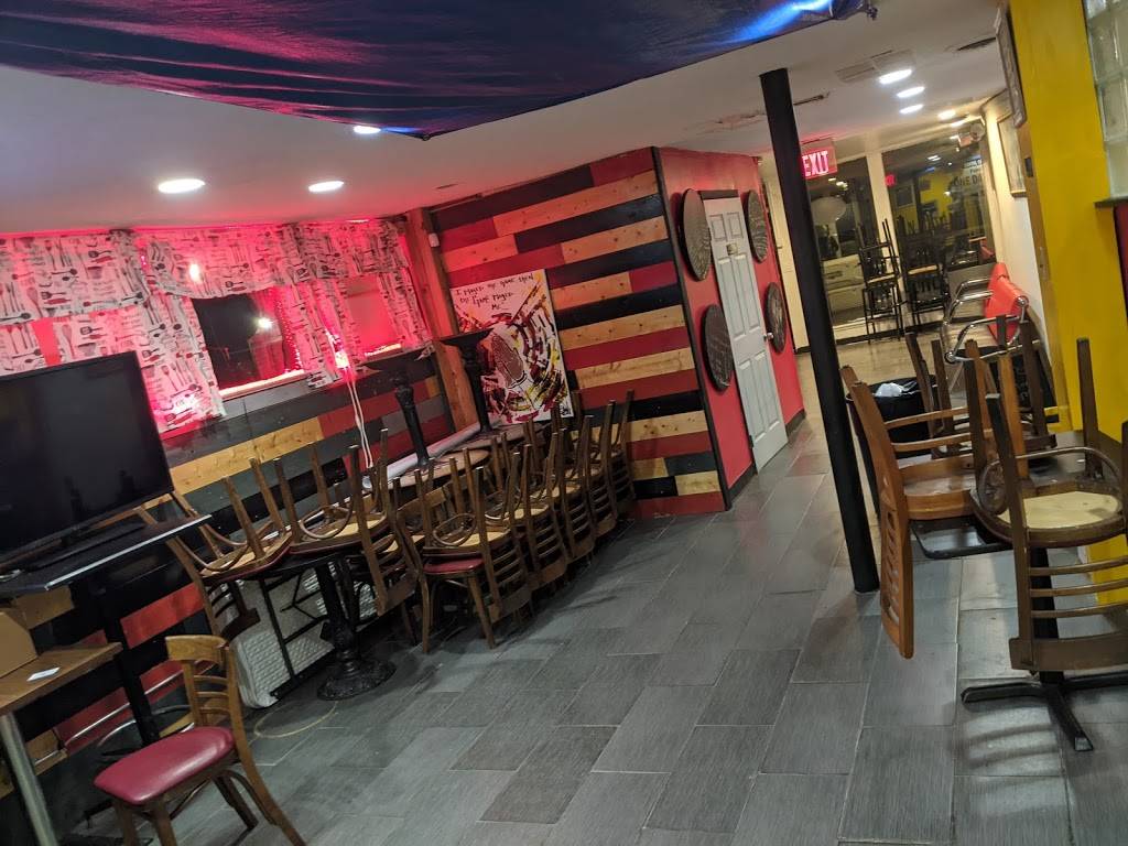 Cafe 6 | restaurant | 15300 W McNichols Rd, Detroit, MI 48235, USA | 3139174965 OR +1 313-917-4965