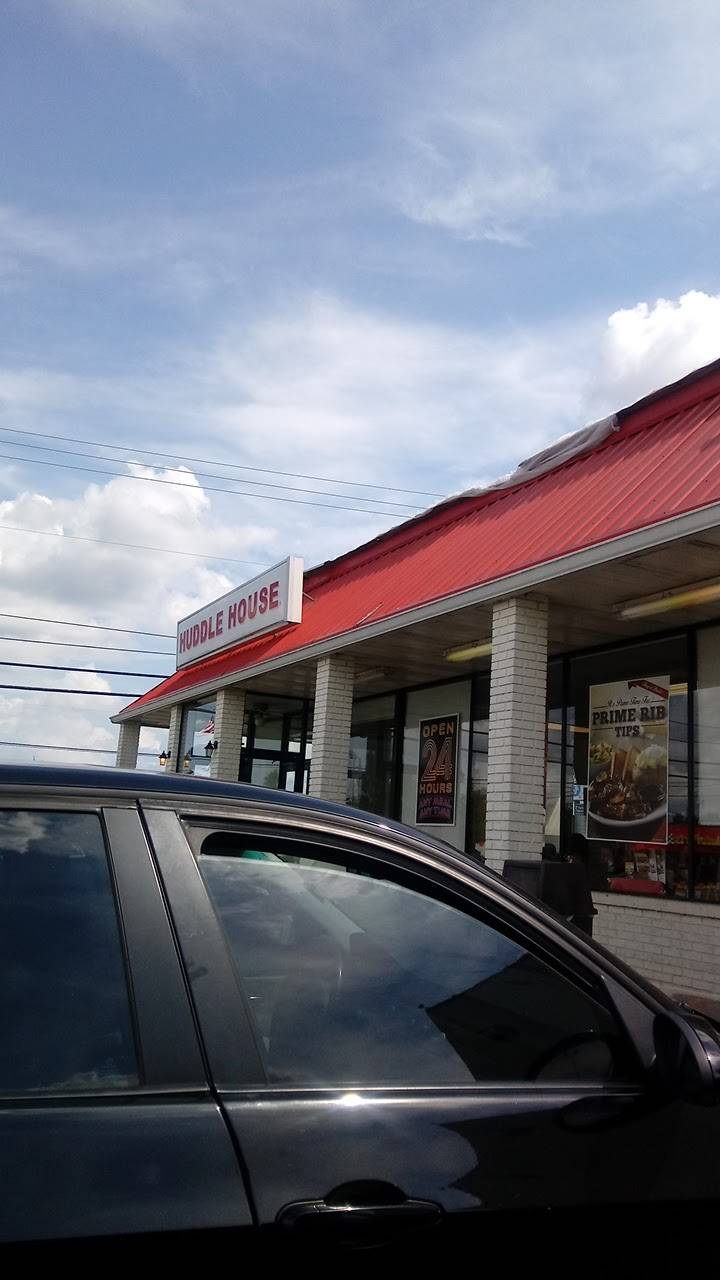 Huddle House | restaurant | 218 N Ron McNair Blvd, Lake City, SC 29560, USA | 8433945195 OR +1 843-394-5195
