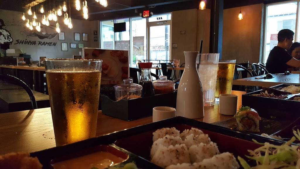 Shinya Maru Ramen & Izakaya | restaurant | 520 Fremont St #150, Las Vegas, NV 89101, USA | 7027904340 OR +1 702-790-4340