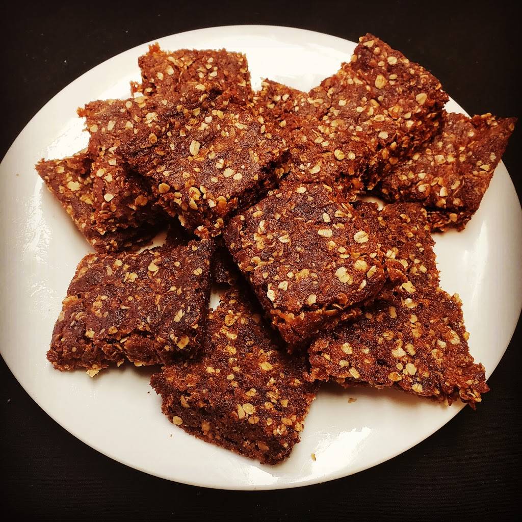 The Zulu Hut | restaurant | 67 Bow St 2nd Floor, Portsmouth, NH 03801, USA | 6035010111 OR +1 603-501-0111