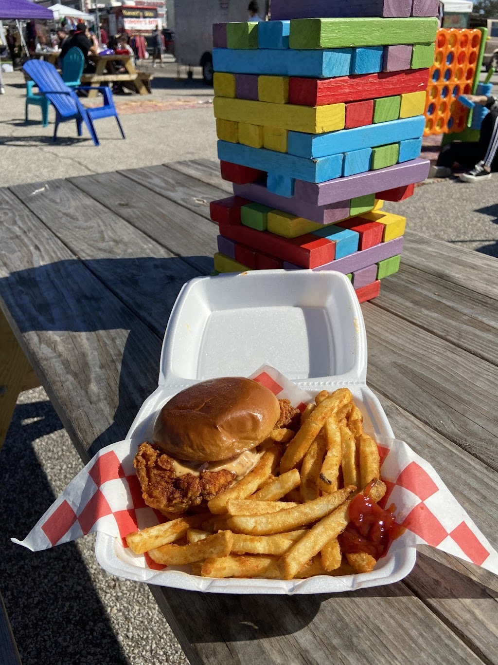 Yummys Hot Chicken | meal takeaway | 1001 Westheimer Rd, Houston, TX 77006, USA | 8322900602 OR +1 832-290-0602