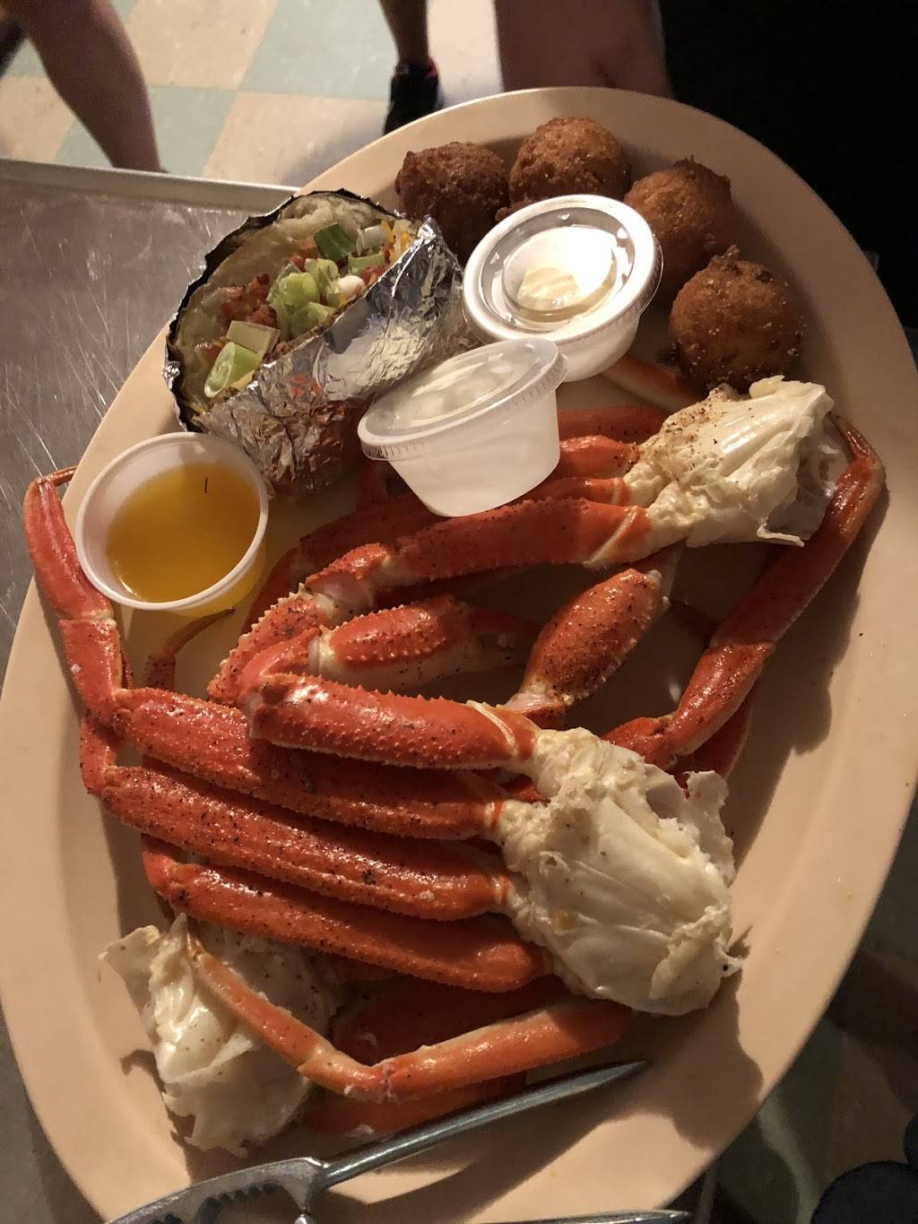 The Pier Seafood and Steaks | restaurant | 28491 MS-35, Sardis, MS 38666, USA | 6625630940 OR +1 662-563-0940