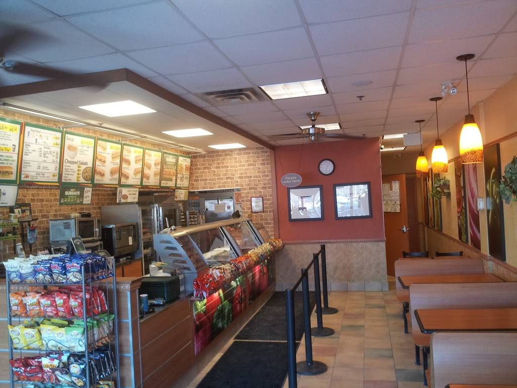 Subway | restaurant | 900 Greenbank Rd #1013, Nepean, ON K2J 1S8, Canada | 6138431800 OR +1 613-843-1800