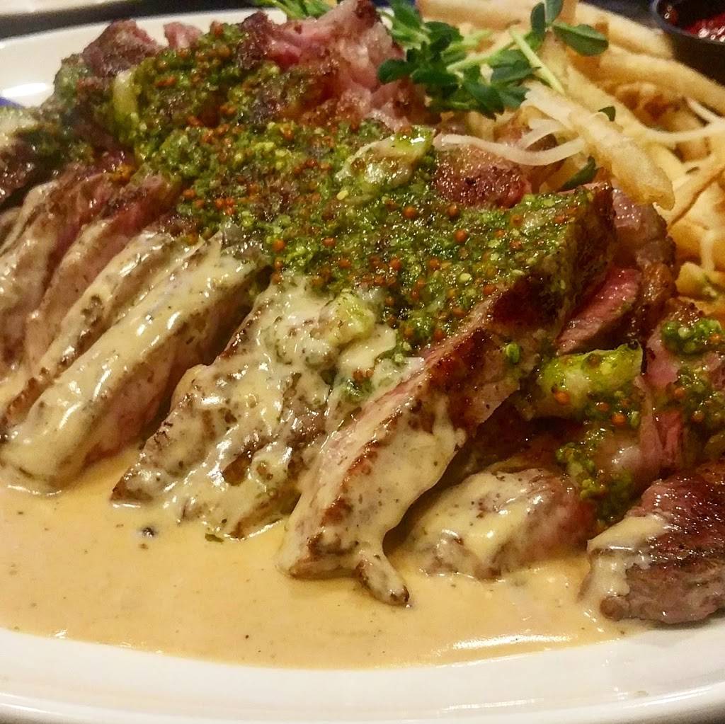 Whitesides Terrace Grille | restaurant | 2035 Kennedy Rd, Scarborough, ON M1T 3V3, Canada | 4162990562 OR +1 416-299-0562