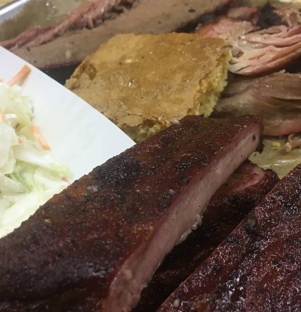 FLX BBQ | restaurant | 2375 NY-332 suite 400, Canandaigua, NY 14424, USA | 5859053923 OR +1 585-905-3923