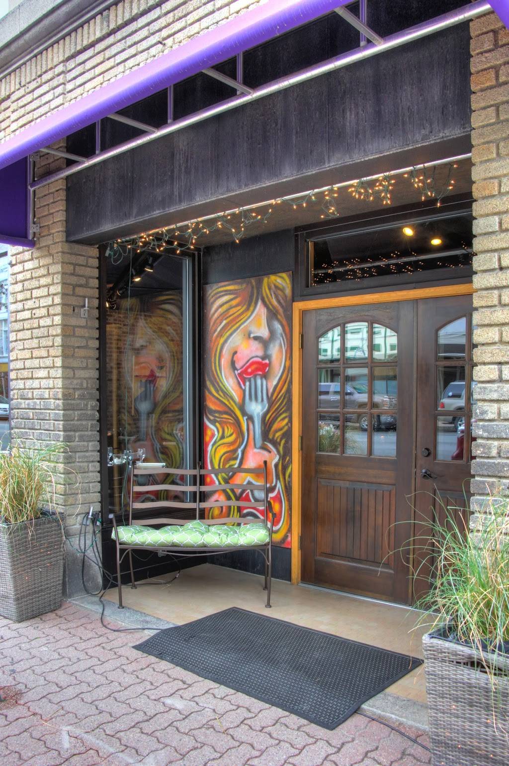 11 Central | restaurant | 11 Central St, Bangor, ME 04401, USA | 2079225115 OR +1 207-922-5115