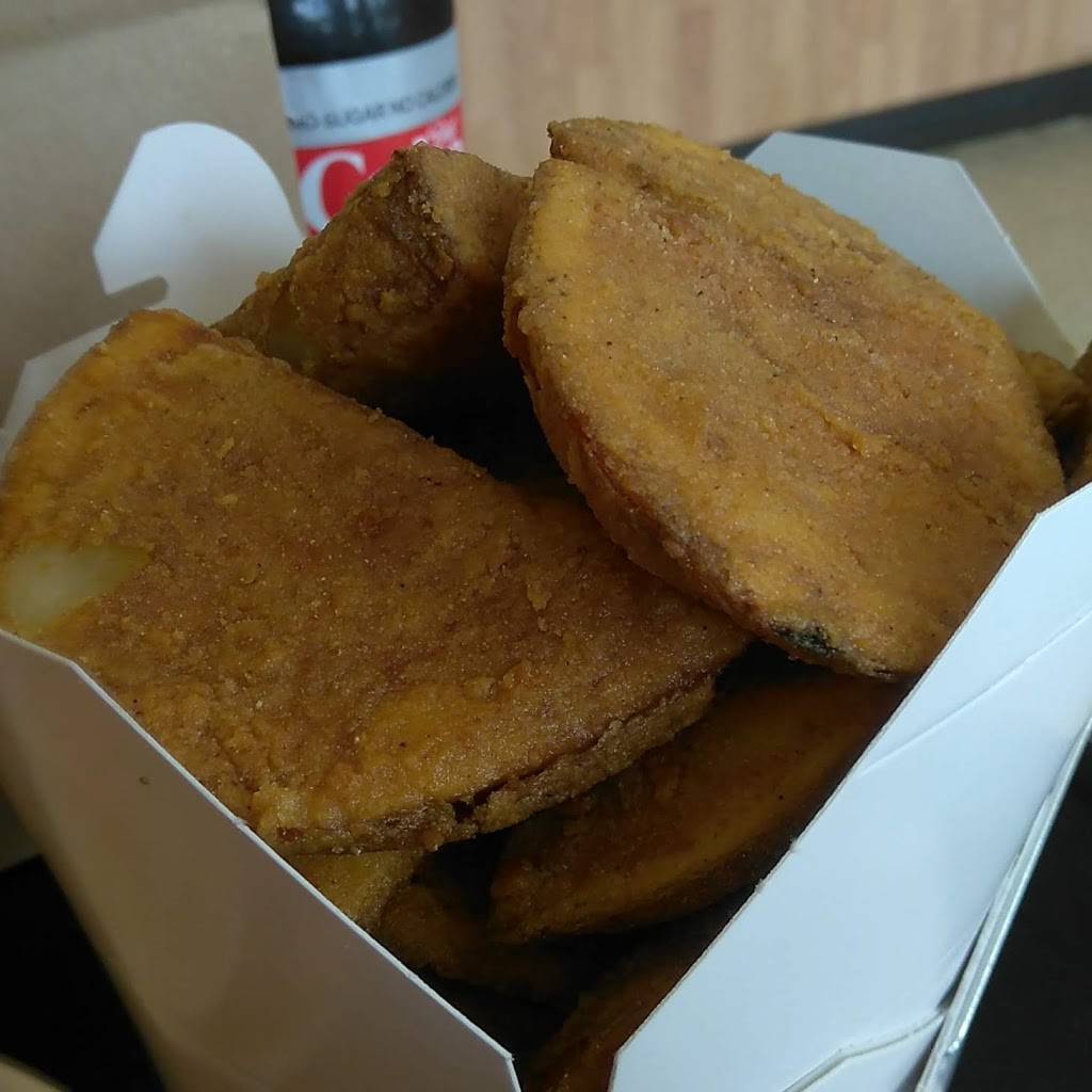 Drumstik Bar-B-Q | restaurant | 4189 Main St, Bridgeport, CT 06606, USA | 2033746151 OR +1 203-374-6151