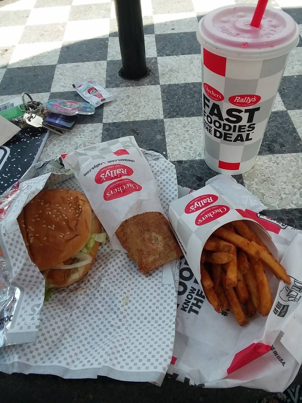 Checkers | restaurant | 490 N 11th St, Beaumont, TX 77702, USA | 4098336365 OR +1 409-833-6365