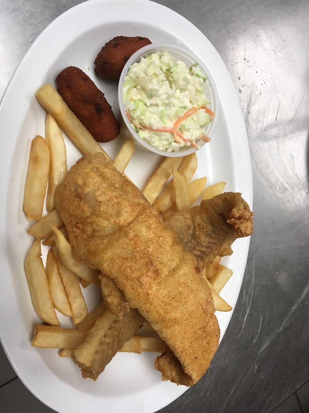 Hix BBQ and Catering | restaurant | 1245 E Andrew Johnson Hwy, Greeneville, TN 37745, USA | 4235255332 OR +1 423-525-5332