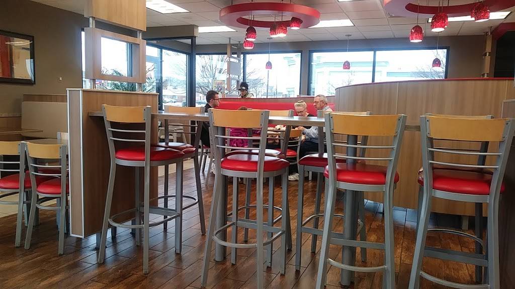 Burger King | restaurant | 3904 W Bethel Ave, Muncie, IN 47304, USA | 7657419832 OR +1 765-741-9832