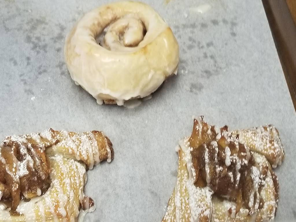 Miss Chickpeas Bakeshop | restaurant | 8065 Callaghan Rd, San Antonio, TX 78230, USA | 2109930748 OR +1 210-993-0748