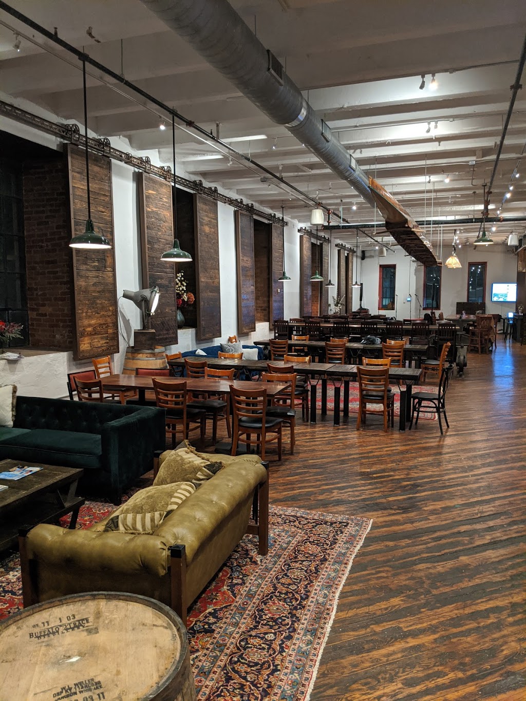 Northern Row Brewery & Distillery | restaurant | 111 W McMicken Ave, Cincinnati, OH 45202, USA | 5136208302 OR +1 513-620-8302