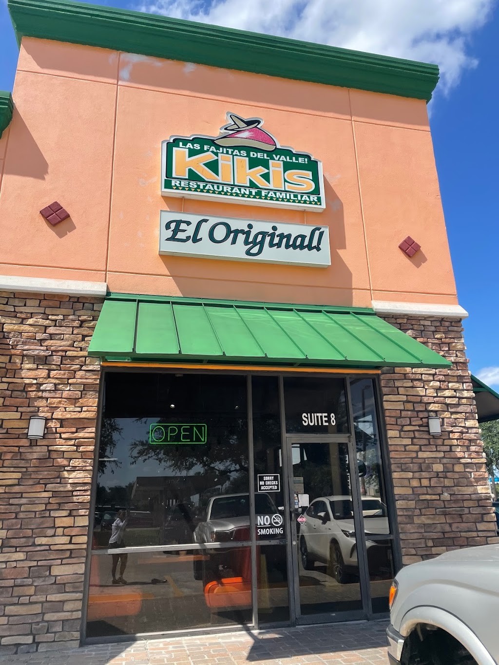 Kikis Restaurant | restaurant | 1100 S Jackson Rd, McAllen, TX 78503, USA | 9566310277 OR +1 956-631-0277