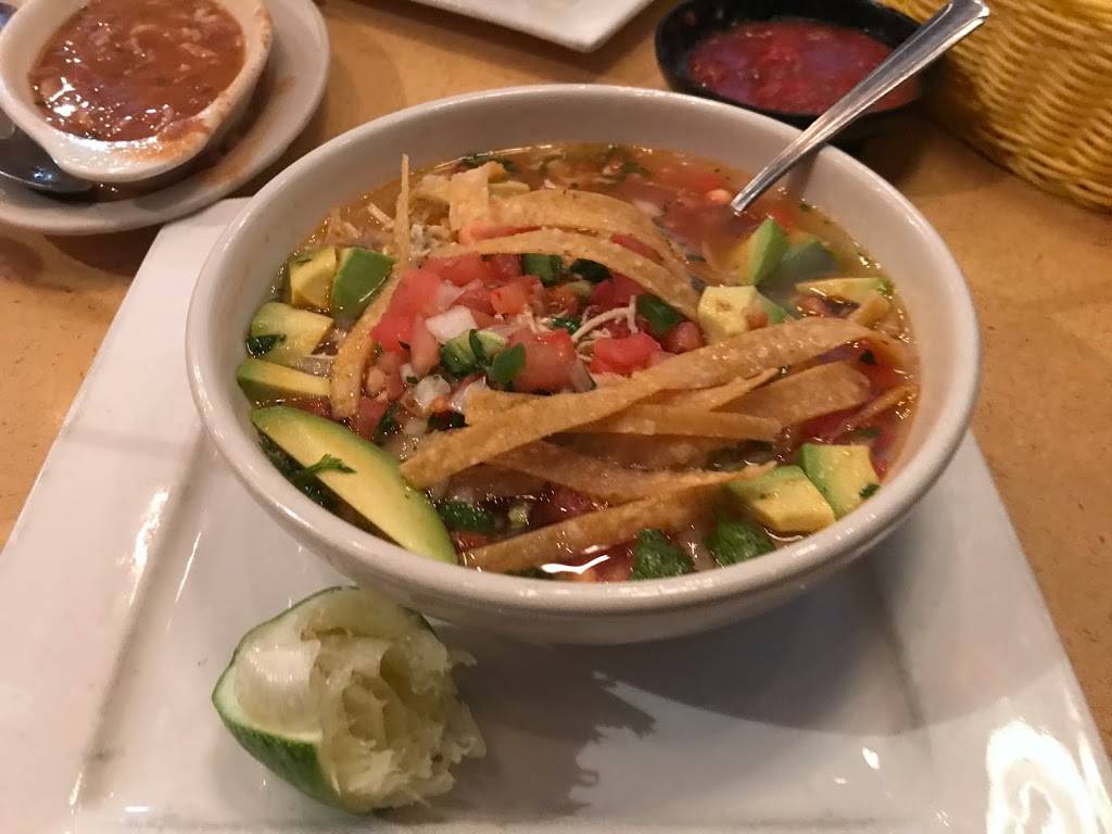 Pueblos Mexican Cuisine Cumming | restaurant | 2595 Freedom Pkwy, Cumming, GA 30041, USA | 7708885282 OR +1 770-888-5282