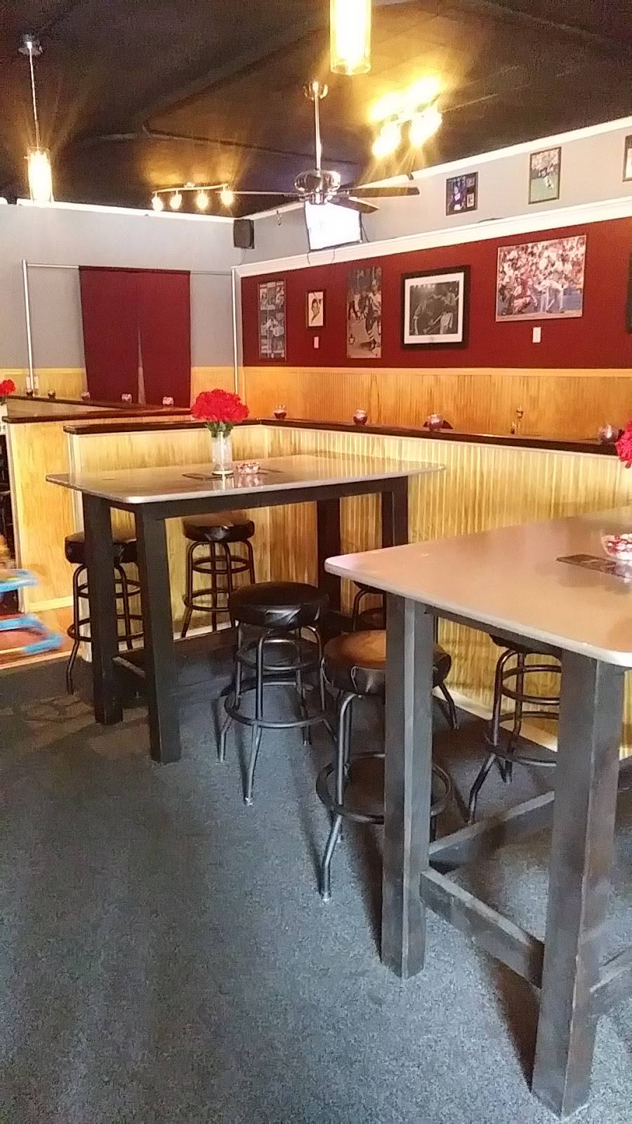 Empire Sportz Lounge | restaurant | 1602 Pine Ave, Niagara Falls, NY 14301, USA | 7162841111 OR +1 716-284-1111