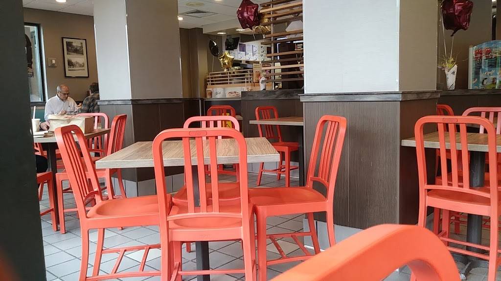 McDonalds | restaurant | 155 Newburyport Turnpike, Rowley, MA 01969, USA | 9789483324 OR +1 978-948-3324