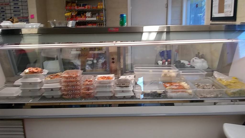 Zebos Crab Shack | restaurant | 8676 Lem Turner Rd, Jacksonville, FL 32208, USA | 9047656862 OR +1 904-765-6862