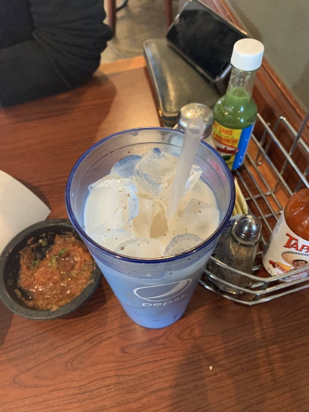 Huicho’s Tacos | restaurant | 11221 California St, Redlands, CA 92373, USA | 9093282038 OR +1 909-328-2038