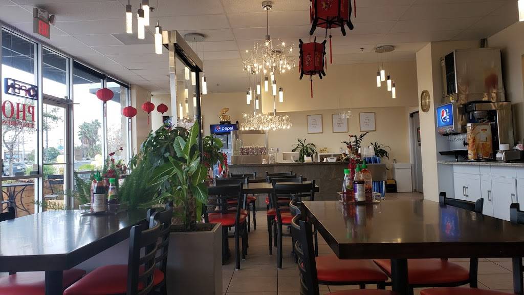 Pho Berni Express | restaurant | 10555 Culebra Rd #105, San Antonio, TX 78251, USA | 2103998155 OR +1 210-399-8155