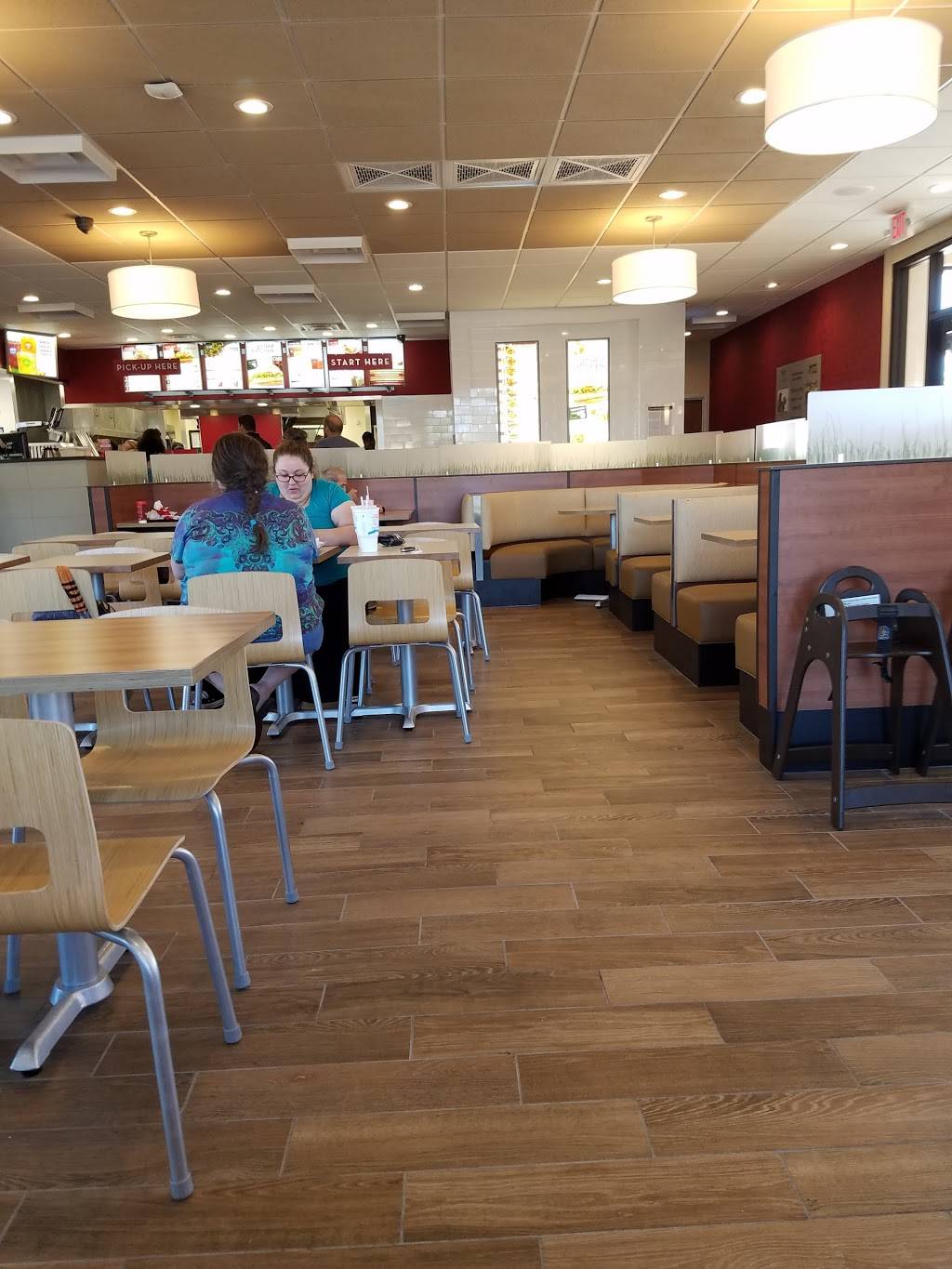 Wendys | restaurant | 460 Howe Ave, Cuyahoga Falls, OH 44221, USA | 3309291011 OR +1 330-929-1011